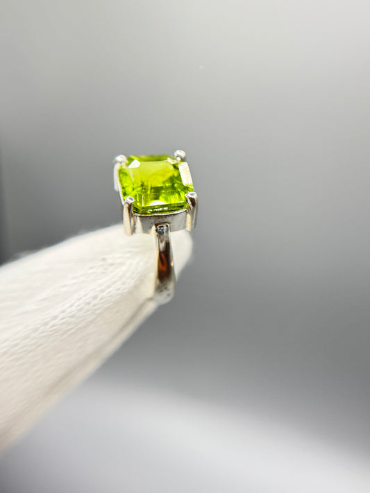 Peridotite Gemstone Silver Ring